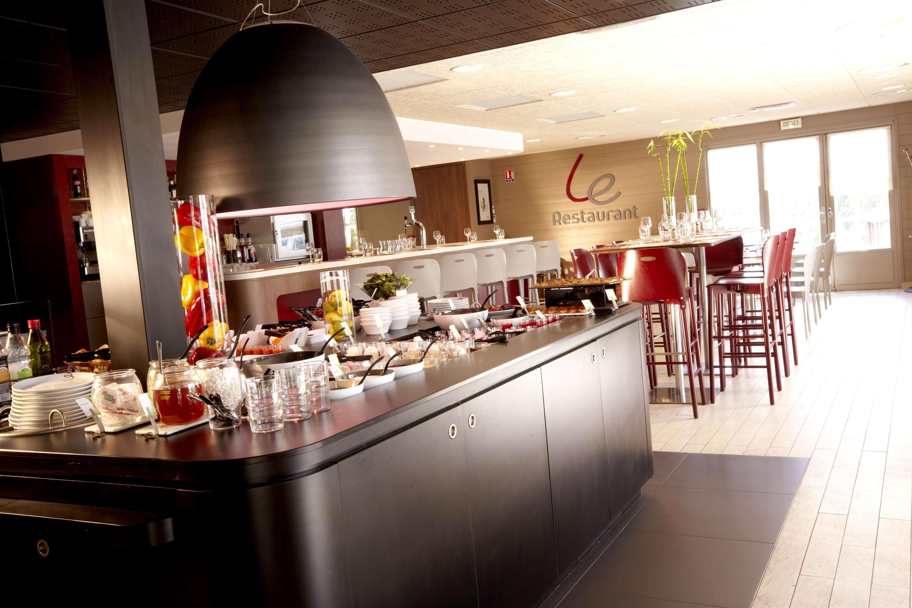 Campanile Gueret Otel Restoran fotoğraf